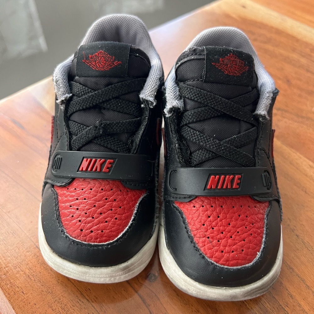 Nike air Jordan kids shoes Size 7c